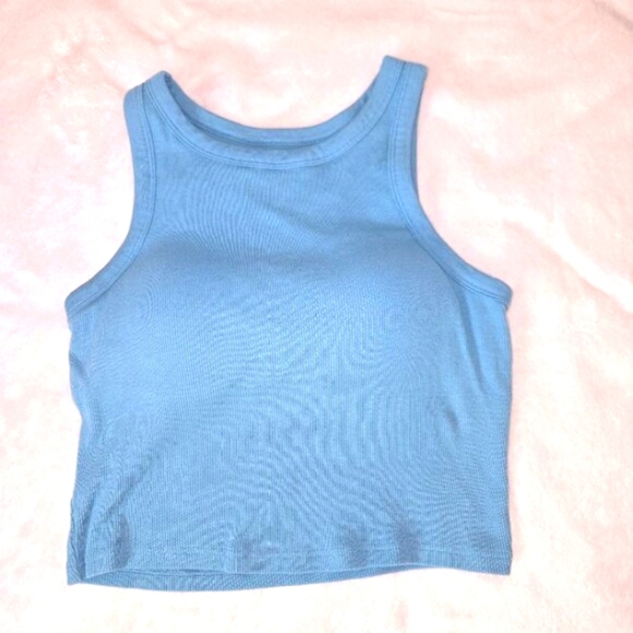 2/$20 Uniqlo RIBBED CROPPED BRA SLEEVELESS TOP size S - Picture 1 of 8